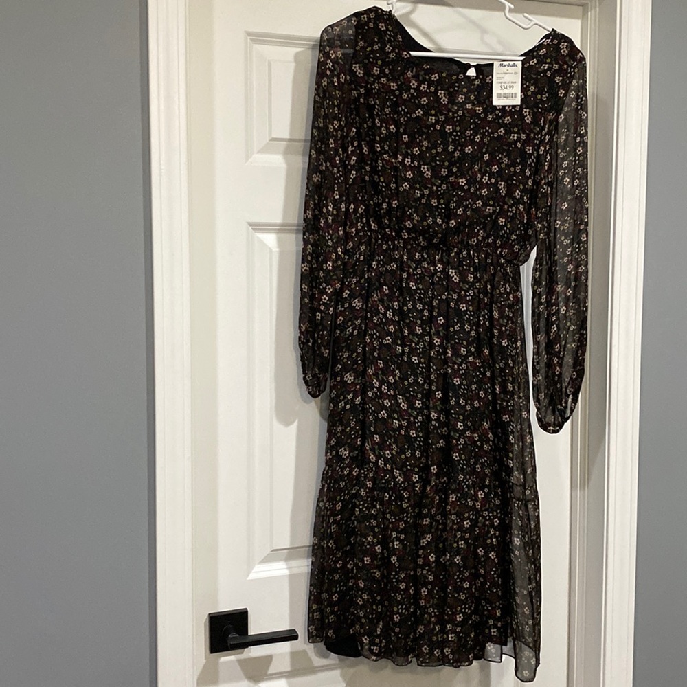 Long Sleeve Paisley/Floral Pattern Dress